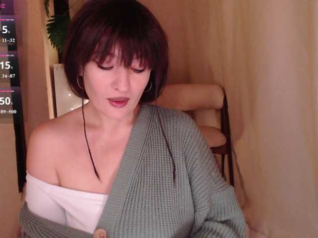 Zeeeme live cam on BongaCams