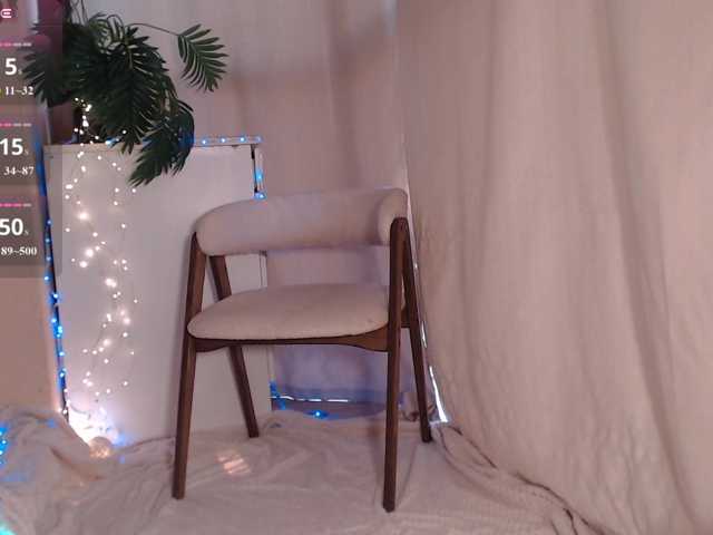 Zeeeme live cam on BongaCams