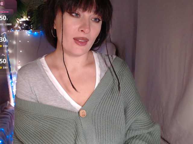 Zeeeme live cam on BongaCams
