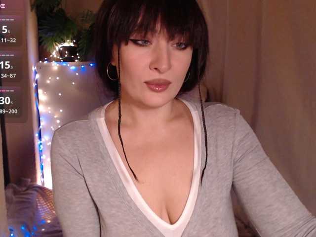 Zeeeme live cam on BongaCams