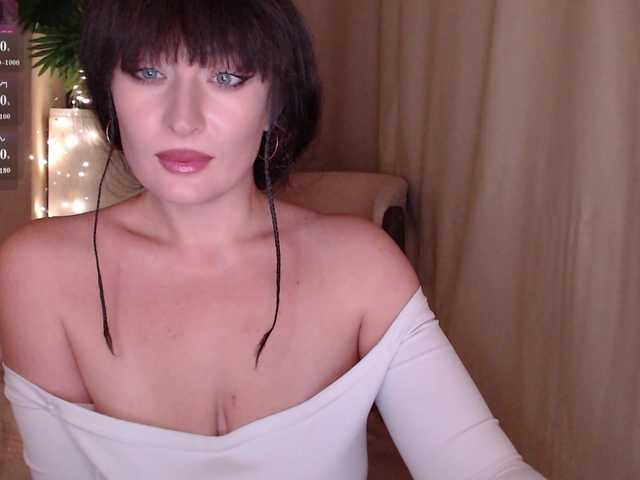 Zeeeme live cam on BongaCams