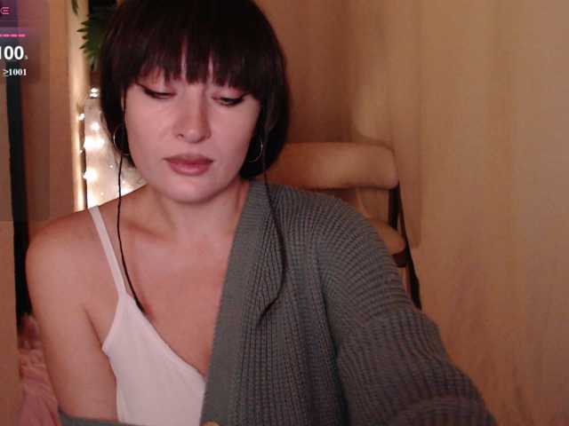 Zeeeme live cam on BongaCams