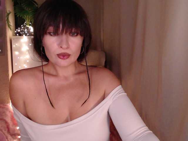 Zeeeme live webcam show