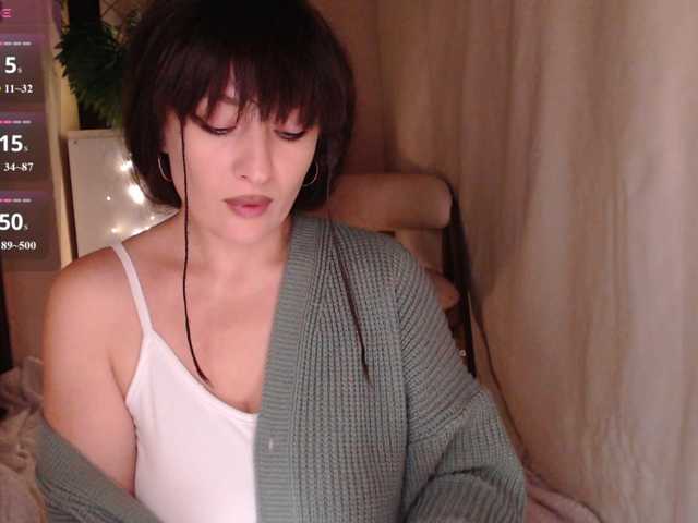 Zeeeme live cam on BongaCams