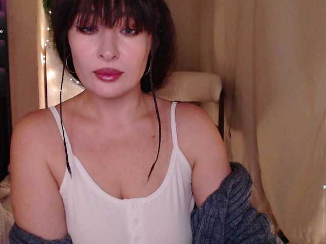 Zeeeme live cam on BongaCams