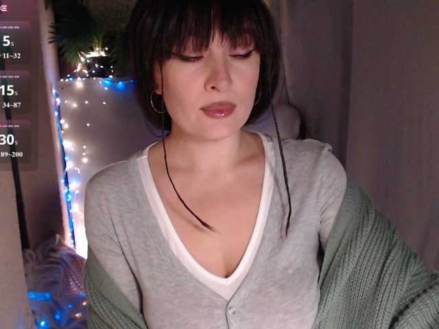 Zeeeme live cam on BongaCams