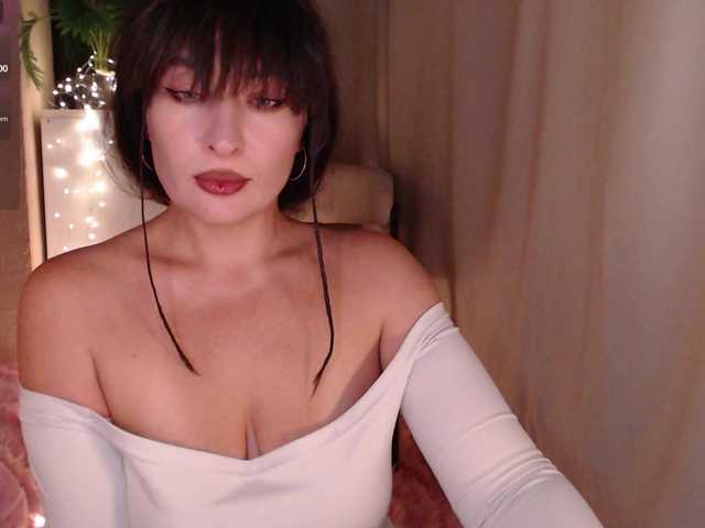 Zeeeme live webcam show