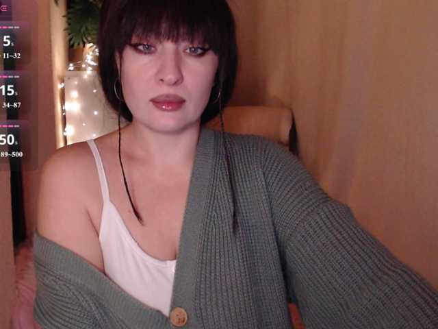 Zeeeme live cam on BongaCams