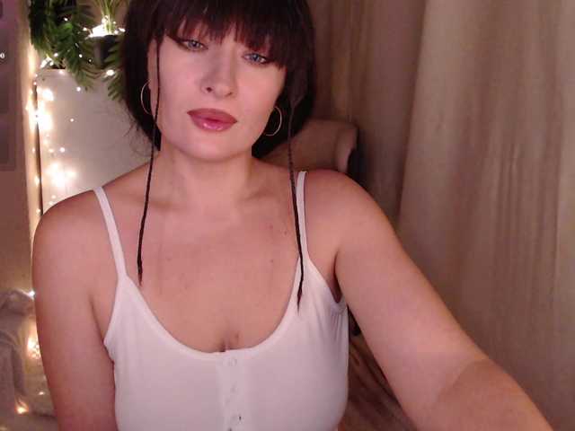 Zeeeme live cam on BongaCams