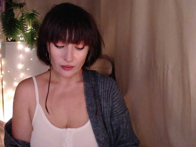 Zeeeme live cam on BongaCams