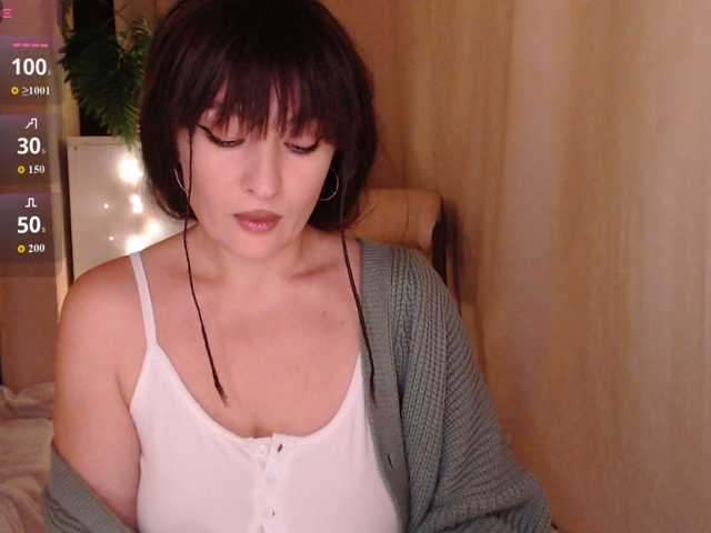 Zeeeme live cam on BongaCams