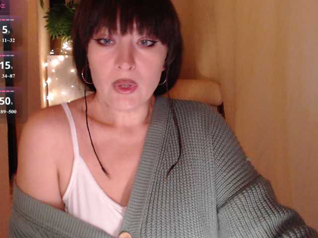 Zeeeme live cam on BongaCams