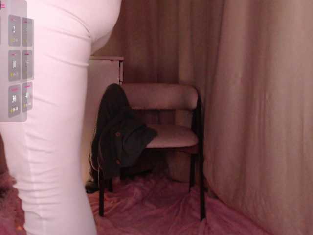 Zeeeme live cam on BongaCams