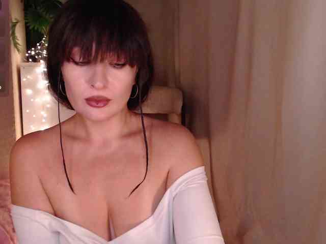 Zeeeme Live Webcam on BongaCams