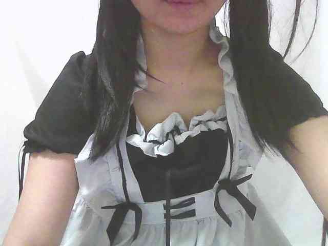 モデル: yourmaid