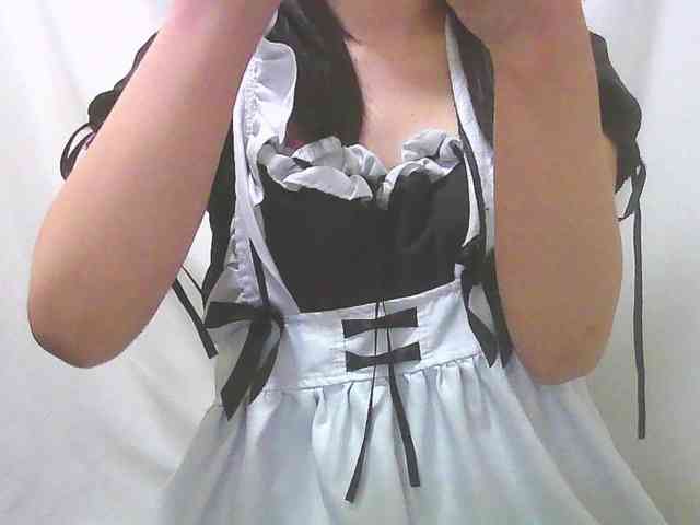 モデル: yourmaid