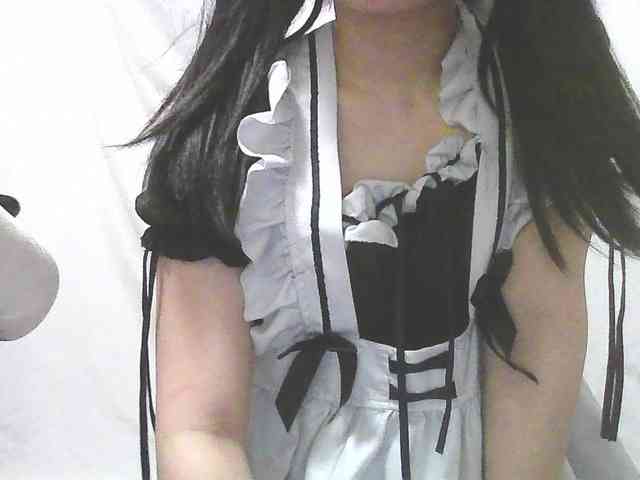 モデル: yourmaid