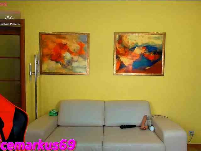Model ini sedang live sekarang. PatriciaXXXO