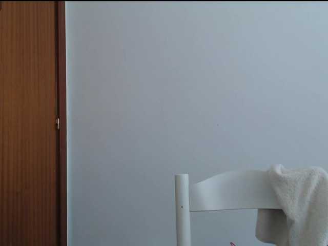 Hot-lina live cam on BongaCams