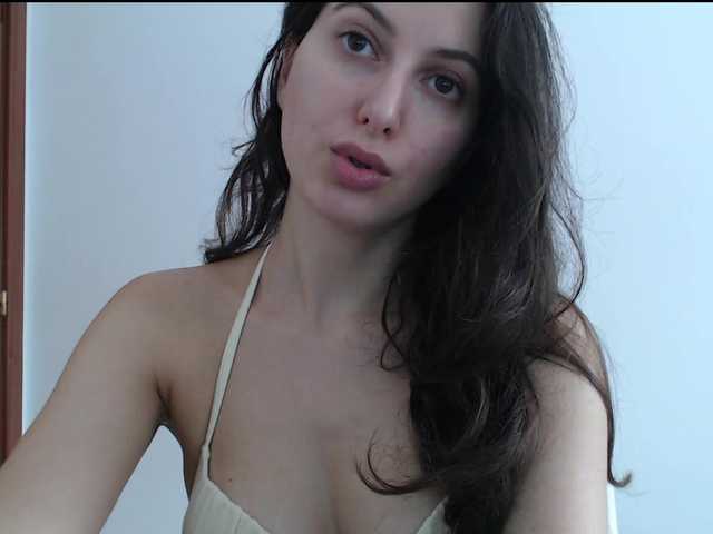 Hot-lina live cam on BongaCams