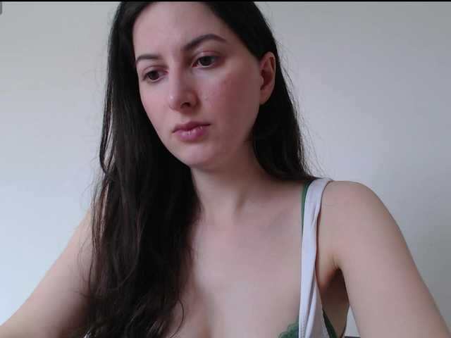 Hot-lina's BongaCams show and profile