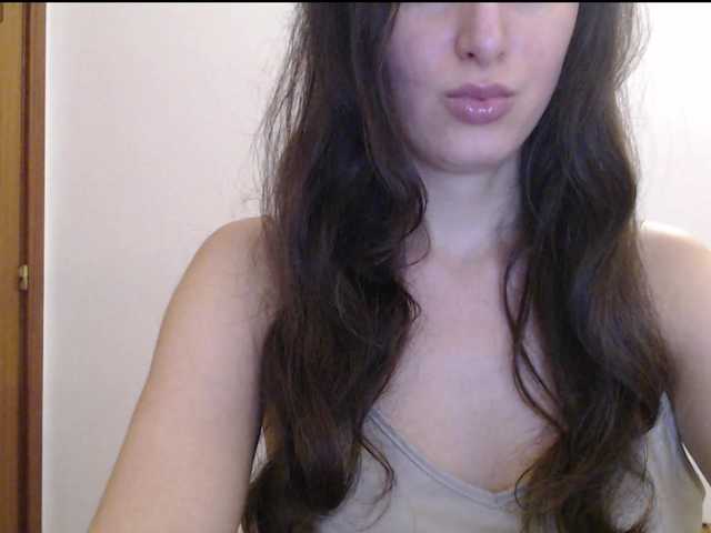 Hot-lina live cam on BongaCams