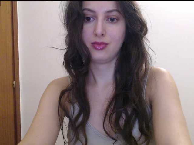Hot-lina live cam on BongaCams