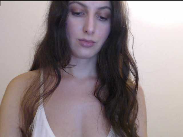 Hot-lina live cam on BongaCams
