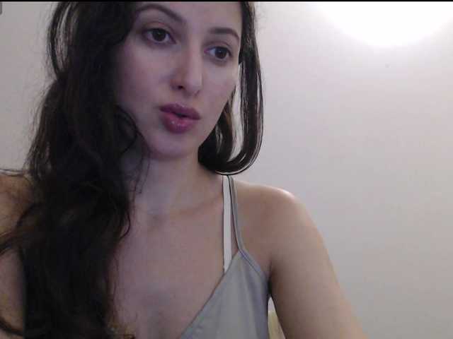 Hot-lina live cam on BongaCams