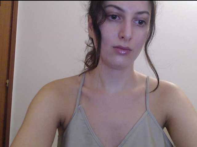 Hot-lina live cam on BongaCams