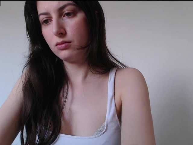 Hot-lina's BongaCams show and profile