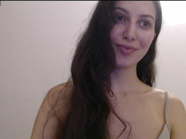 Hot-lina live cam on BongaCams
