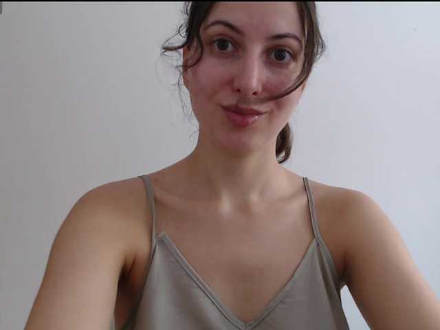 Hot-lina live cam on BongaCams