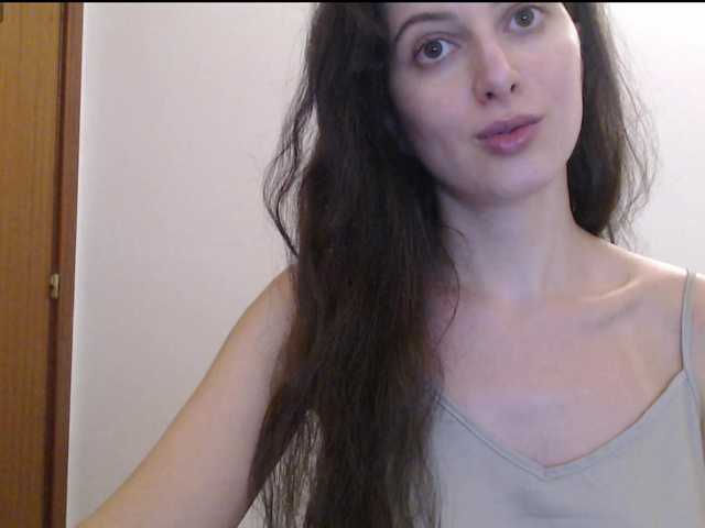 Hot-lina live cam on BongaCams