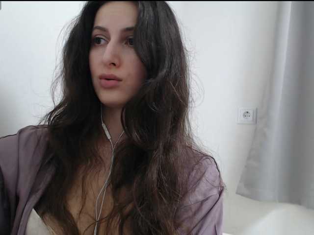 Hot-lina live cam on BongaCams