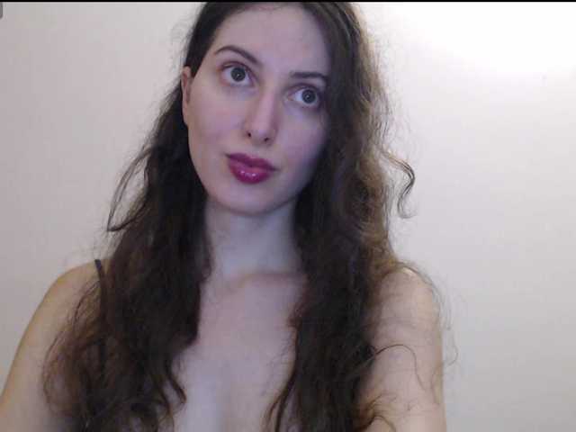 Hot-lina live webcam show