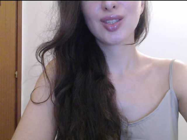 Hot-lina live cam on BongaCams