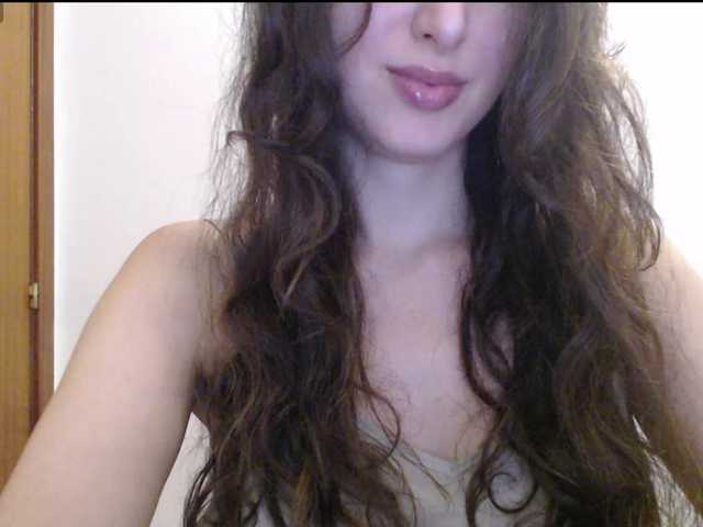 Hot-lina live cam on BongaCams