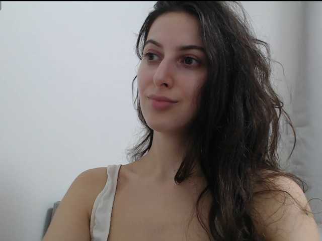 Hot-lina live cam on BongaCams