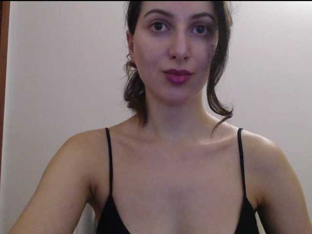 Hot-lina live cam on BongaCams