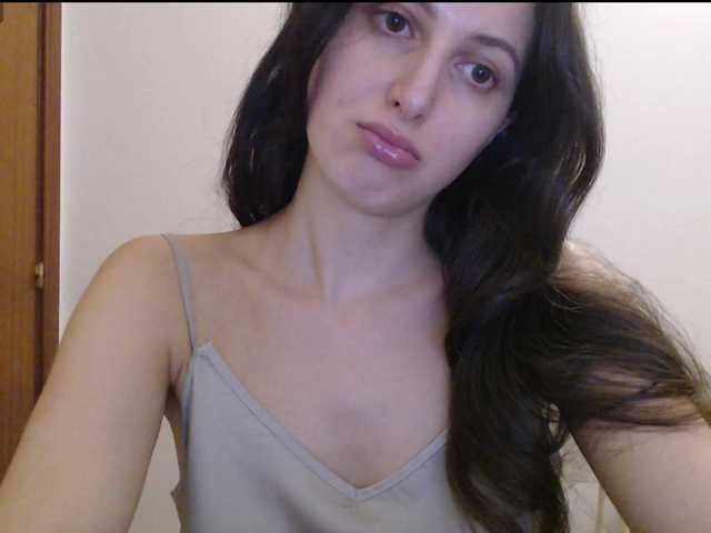 Hot-lina live cam on BongaCams