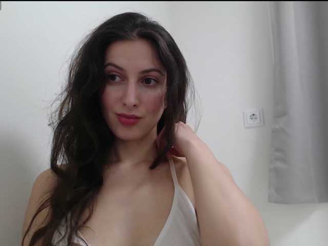 Hot-lina live cam on BongaCams