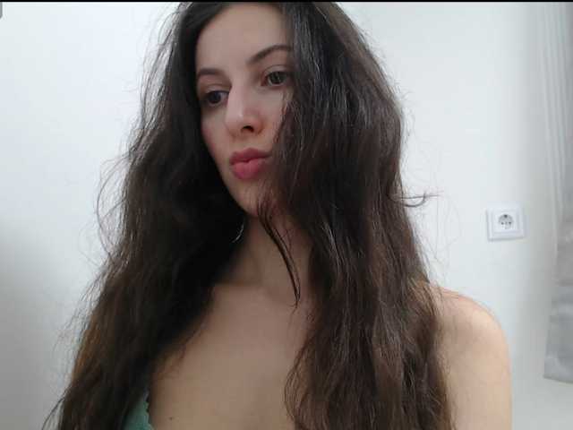 Hot-lina live cam on BongaCams