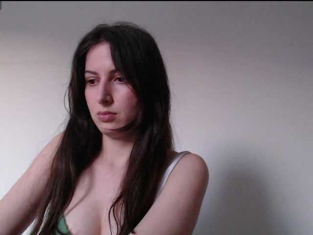 Hot-lina's BongaCams show and profile
