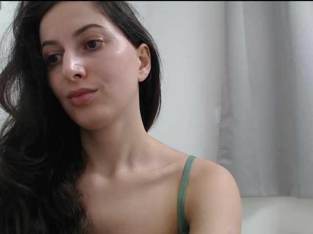Hot-lina live cam on BongaCams