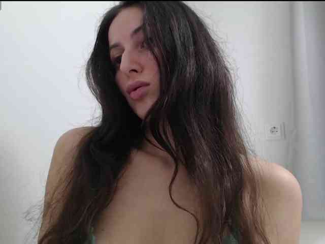 Model: Hot-lina