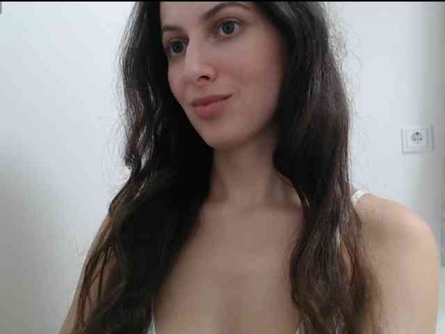 Model: Hot-lina