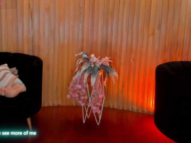 NickyLawson live webcam show
