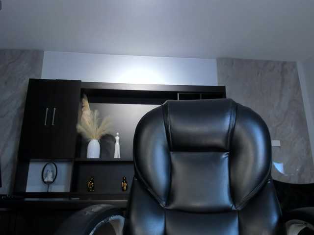 NickyLawson's BongaCams show and profile