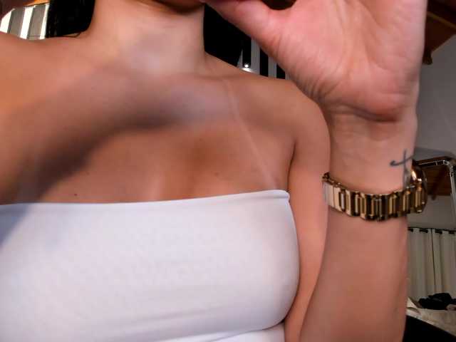 NickyLawson live cam on BongaCams